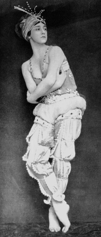 Tamara Karsavina in the role of Zobeide from the ballet ''Scheherazade'', illustration from ''Tatler od English Photographer