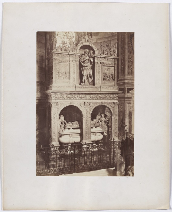 In the Charterhouse of Pavia: view of a tomb in the church od Anonym