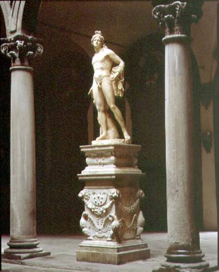 Bacchus on a base designed by Benedetto da Rovezzano (1474-1552) within the inner courtyard designed od Baccio Bandinelli