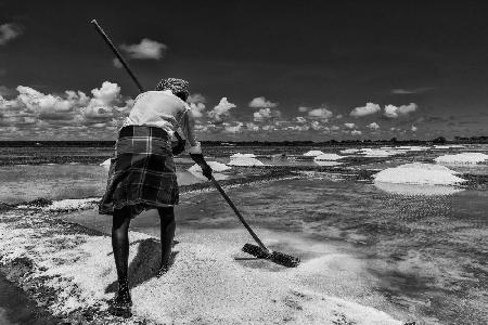 Marakanam Saltpan