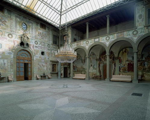Internal courtyard, (photo) od Bernardo Buontalenti