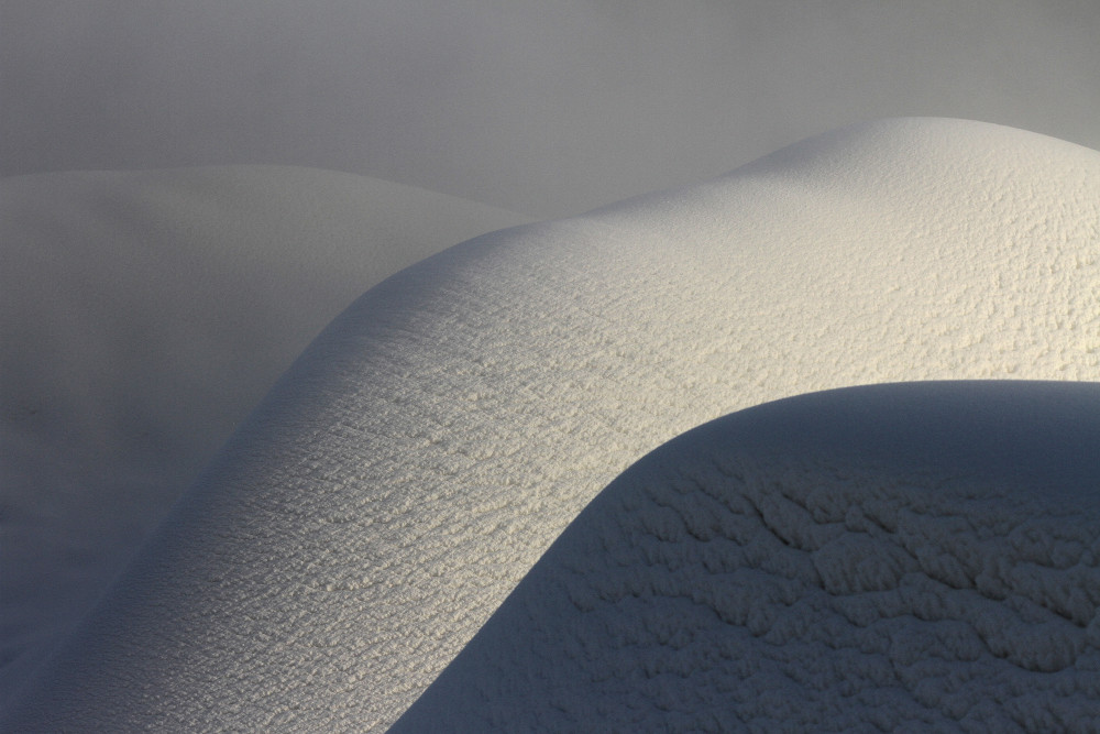 Snow lines od Bror Johansson