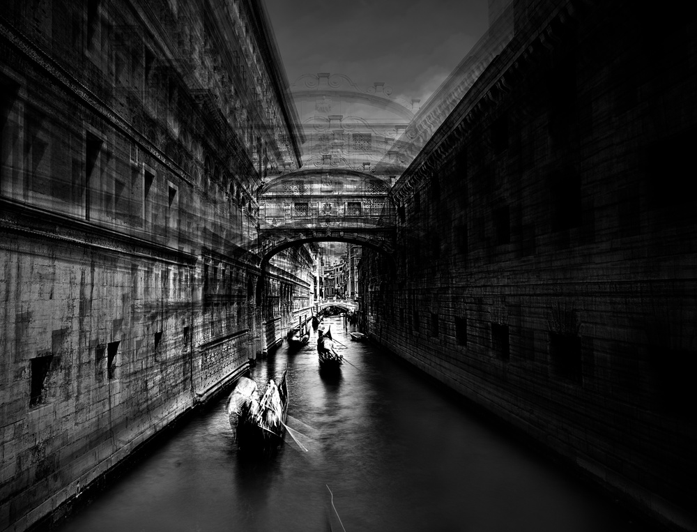 Bridge of Sighs od Carmine Chiriaco