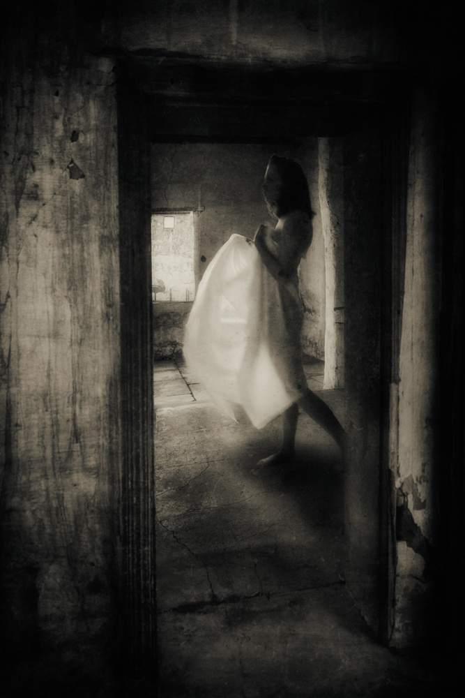 Been far away for far too long od Charlaine Gerber