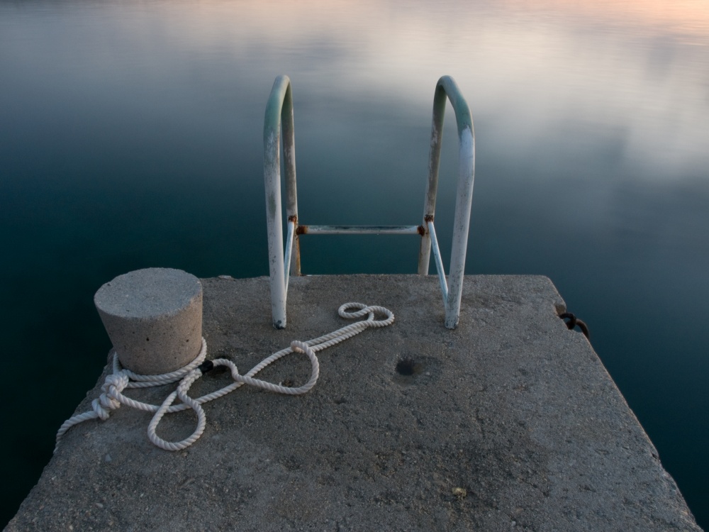 By the sea od Dagmar Lapisova