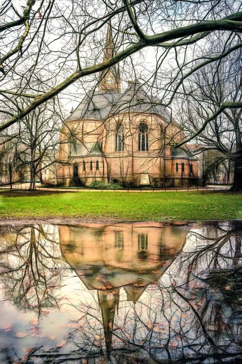 Lutherkirche Leipzig Spiegelung.jpg (20871 KB)  od Dennis Wetzel