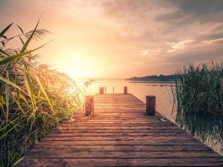 Sonnenaufgang am Hainer See bei Leipzig