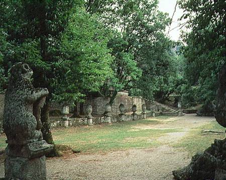 View of the Xisto with heraldic bears and acorns, from the Parco dei Mostri (Monster Park) gardens l od Giacomo Barozzi  da Vignola