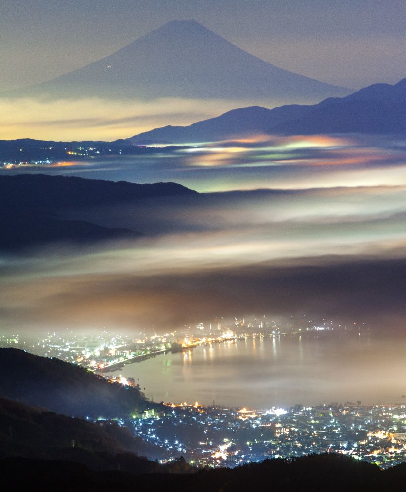 Staining sea of clouds od Hisashi Kitahara