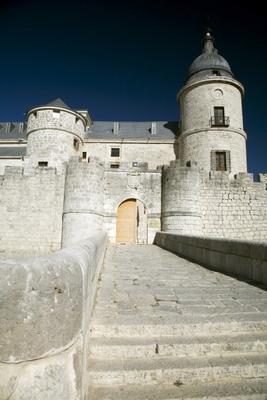 simancas castle front od Iñigo Quintanilla
