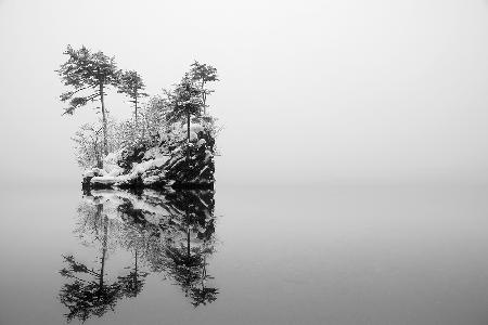 Isle of Snowing Lake