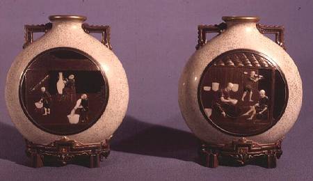 Pair of Worcester vases od James Hadley