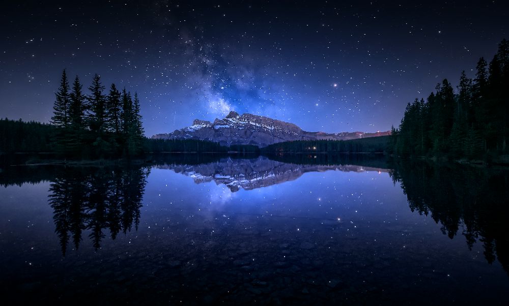 Perfect Two Jack Lake Reflection od Jesus M. Garcia