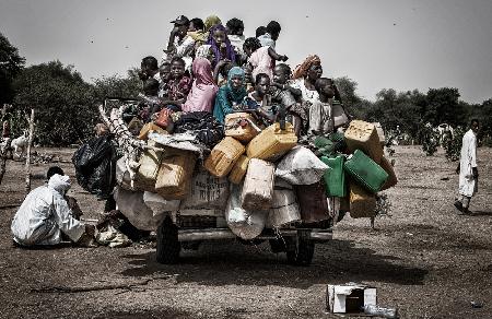 Leaving the gerewol festival - Niger