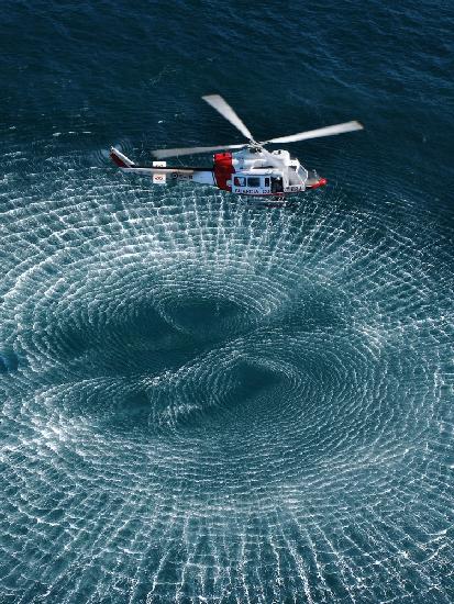 Italian Coast Guard: hovering