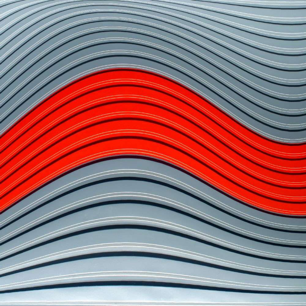 Red wave od Luc Vangindertael (laGrange)