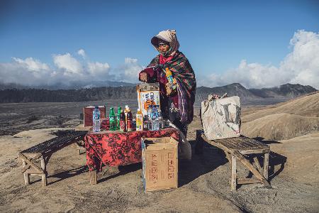 Bromo refueling