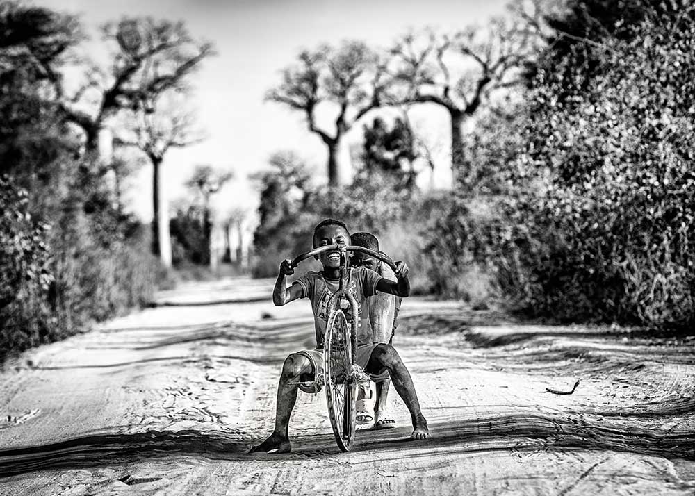 Having fun among baobabs od Marco Tagliarino