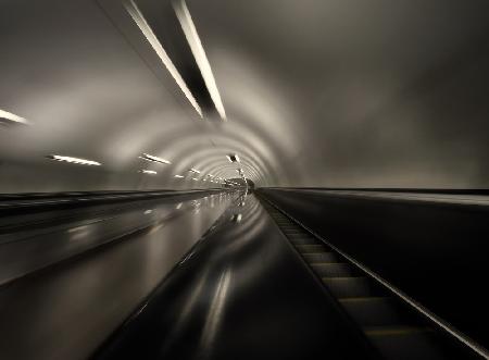 Moscow metro - shape of the light