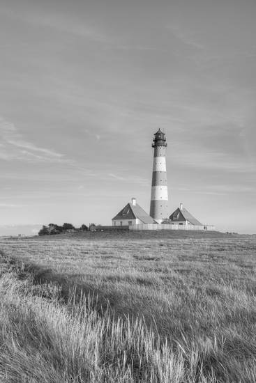 Leuchtturm Westerheversand schwarz-weiß