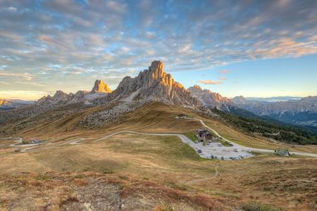 Morgens am Passo di Giau in den Dolomiten