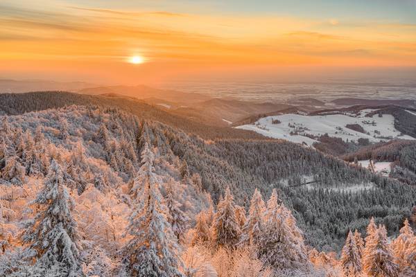 Winterabend auf dem Schauinsland im Schwarzwald od Michael Valjak