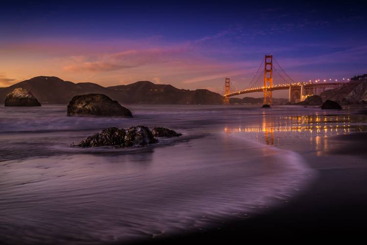 Golden Gate Bridge Fading Daylight od Mike Leske