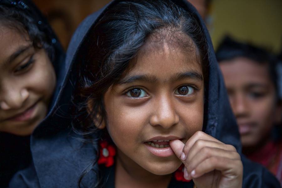 Mädchen in Bangladesch, Asien od Miro May