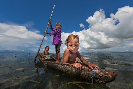 Sea Gypsy Siblings