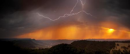 Thunderstorm cell at Albtrauf