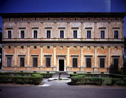 View of the facade, designed by Baldassarre Peruzzi (1481-1536) 1406 (photo) od 