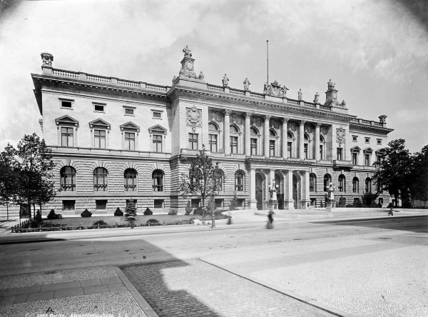 Abgeordnetenhaus Preuß.Landtag/Foto Levy od 