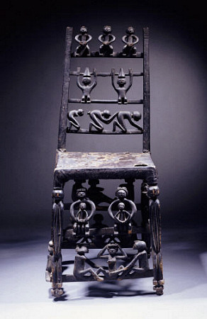 A Fine Chokwe Chair Carved With Various Figures od 