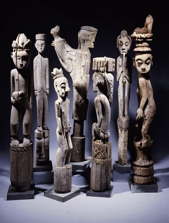 A Group Of Dayak Hampatong  Statues From Borneo od 