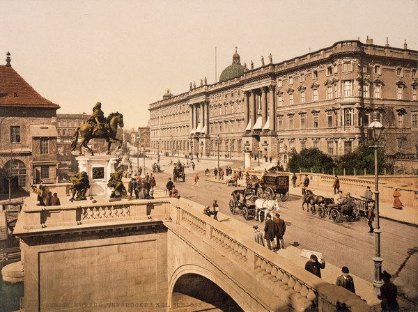 Berlin , Elector Bridge * Palace od 