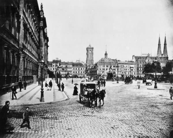 Berlin / Schlossplatz & Koenigstr. / 1900 od 