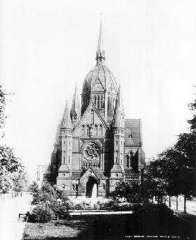 Berlin,Ansicht Hl.Kreuz-Kirche/Foto Levy