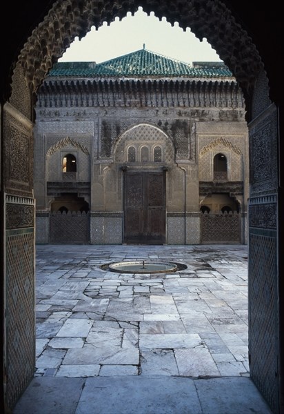 Courtyard interior (photo)  od 