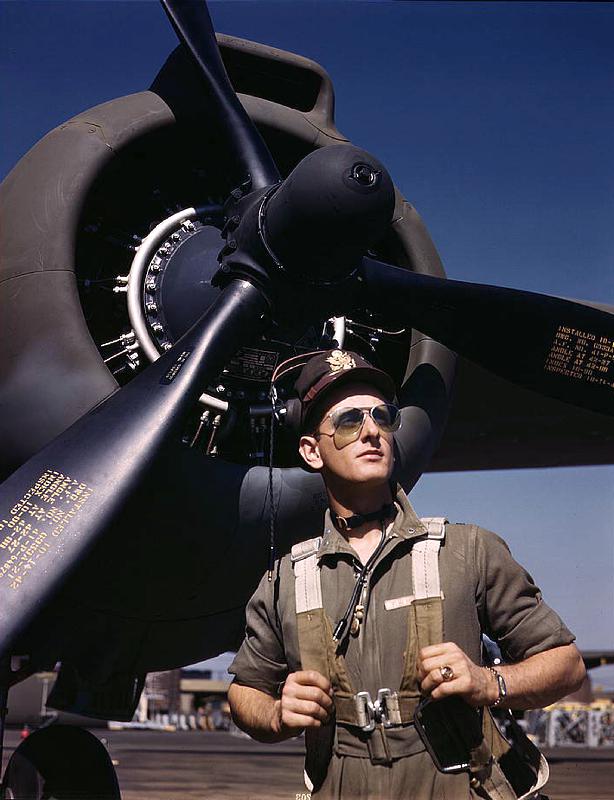 F.W. Hunter, Army test pilot, Douglas Aircraft Company plant at Long Beach, Calif. od 
