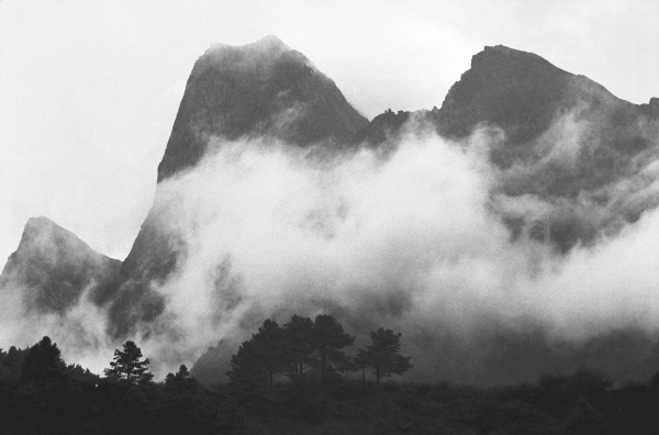 High snow free mountains, Eastern Nepal (b/w photo)  od 