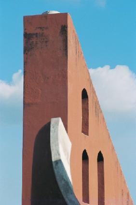 Jantar Mantar astronomical observatory (photo) 