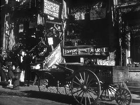 Lower East Side jewish district in NYC: Hester Street