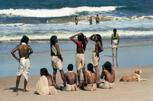 People from hinterland bathing during summer at beach, Bhaga (photo)  od 