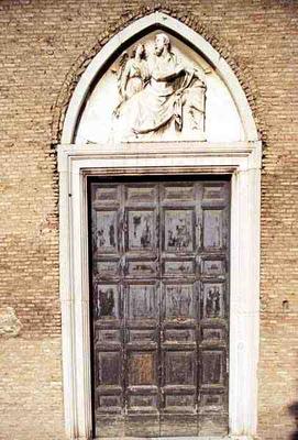 Right hand doorway of the convent, 17th century (photo) od 