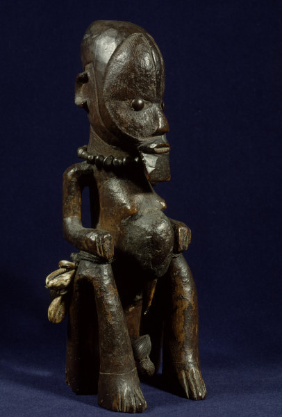 Sitzende Figur, Teke, Kongo / Holz od 