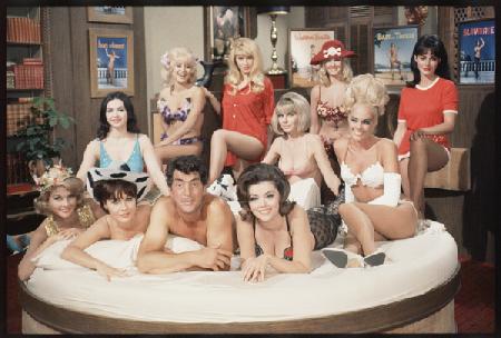 Dean Martin as Matt Helm and the girls on set The Silencers