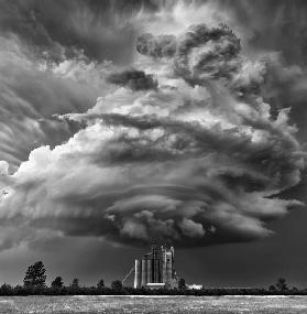 Monochrome Mesocyclone