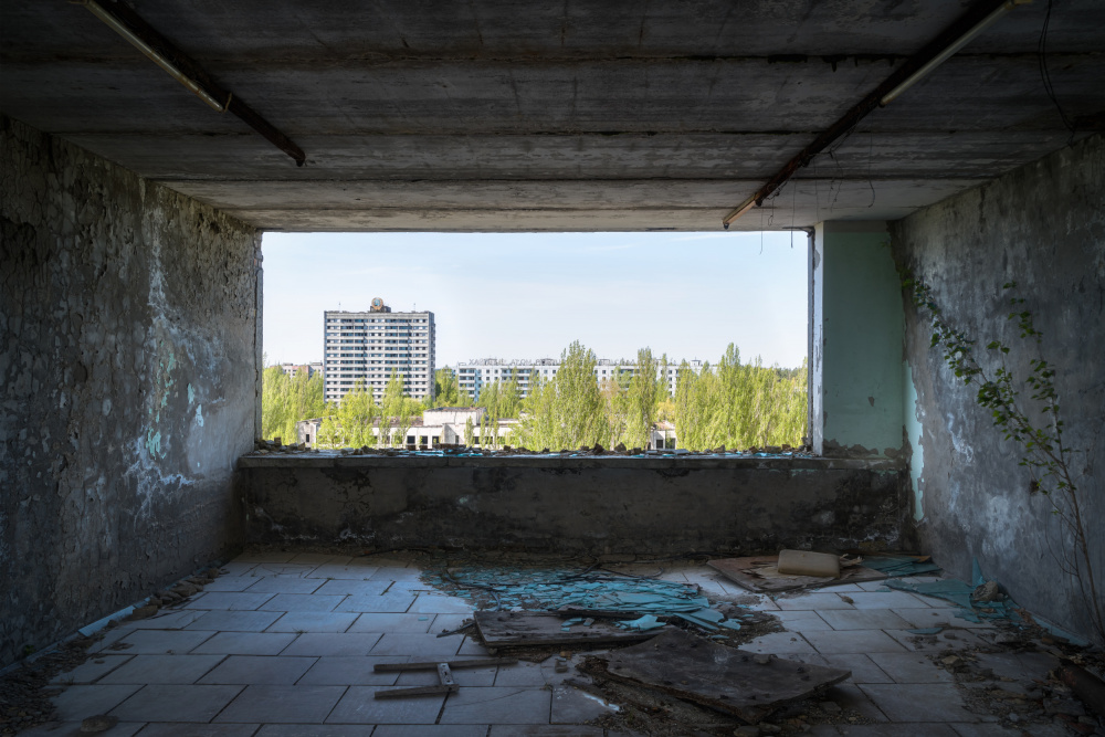 View at Pripyat in Chernobyl od Roman Robroek
