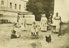 Court at the House of Leo Tolstoy in Yasnaya Polyana. The cooking of the jam