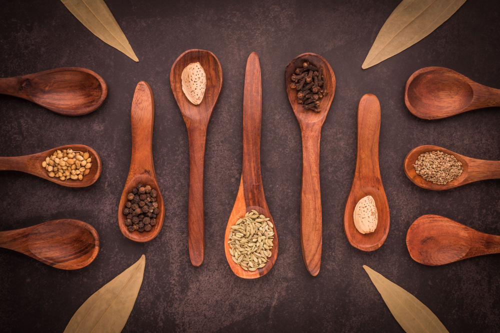 Spoons &amp; Spices od Sumit Dhuper